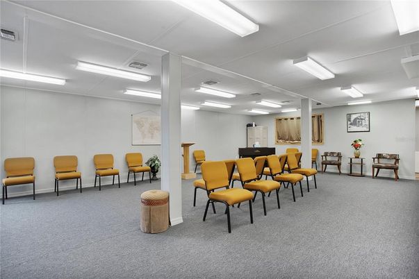 Dining room, Interior