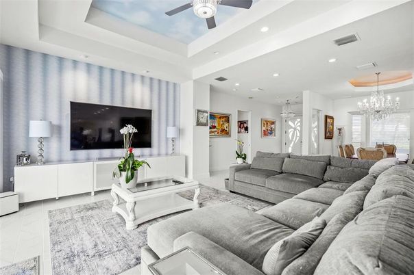 Chandelier, Dining room, Interior, Living room, Recessed Lighting