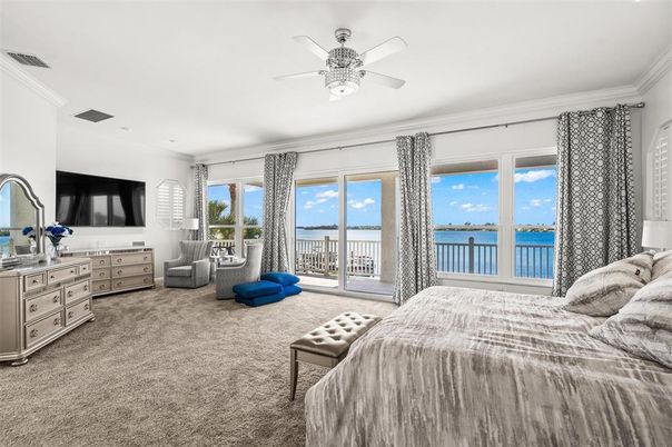 Bedroom, Interior, Water