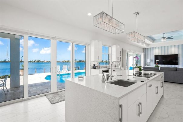 Interior, Kitchen, Living room, Marble, Pendant Lights, Recessed Lighting, Water