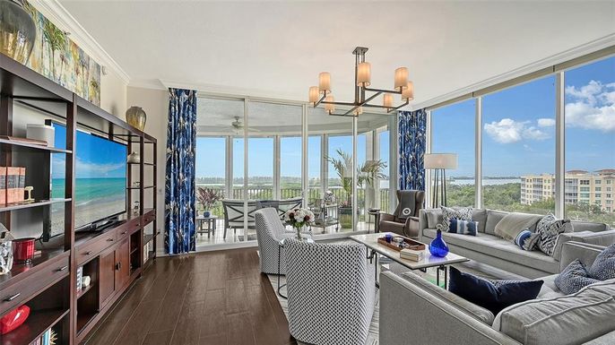 Chandelier, Interior, Living room, Wood Texture Flooring