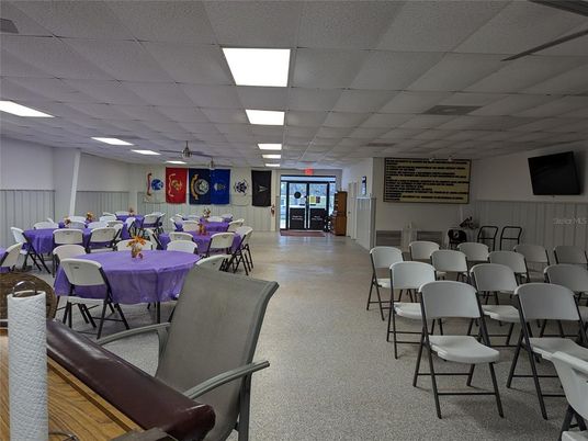 Dining room, Interior, Recessed Lighting