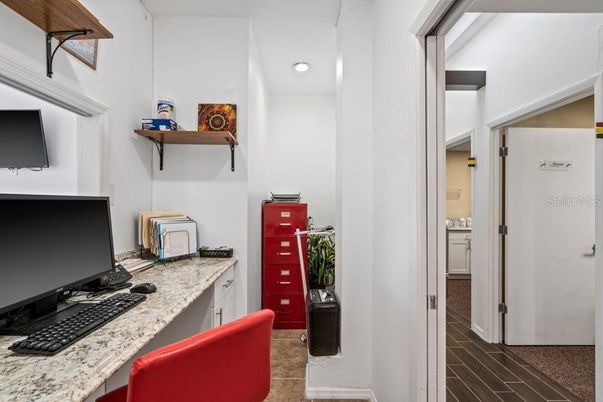 Home Office, Interior, Recessed Lighting, Wood Texture Flooring