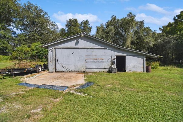 Backyard, Detached Garage, Exterior