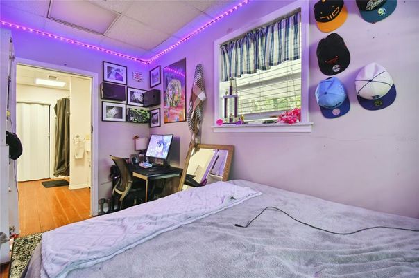 Bedroom, Home Office, Interior, Wood Texture Flooring