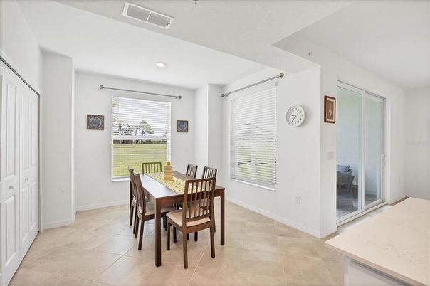 Dining room, Interior, Recessed Lighting