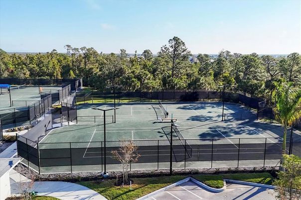 Exterior, Tennis Courts