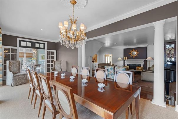 Chandelier, Dining room, Interior, Living room, Piano, Recessed Lighting