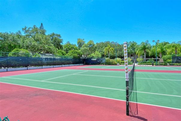 Exterior, Tennis Courts