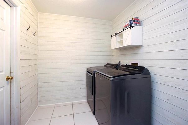 Interior, Washer