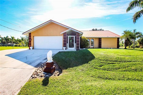 Attached, Backyard, Exterior, Facade, Ranch