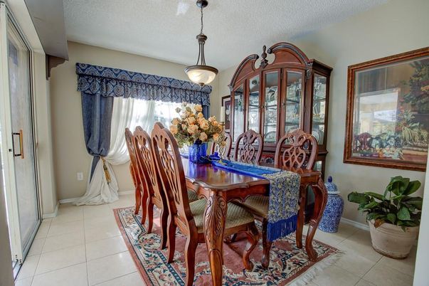 Dining room, Interior, Pendant Lights