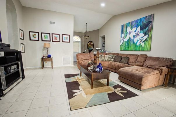 Interior, Living room, Pendant Lights, Recessed Lighting