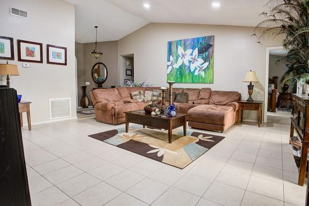 Interior, Living room, Pendant Lights, Recessed Lighting