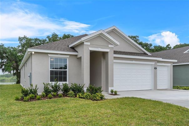 Attached, Exterior, Facade, Ranch