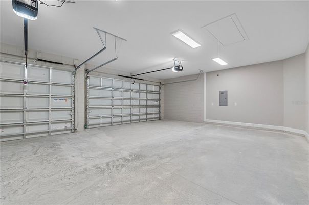 Garage, Interior