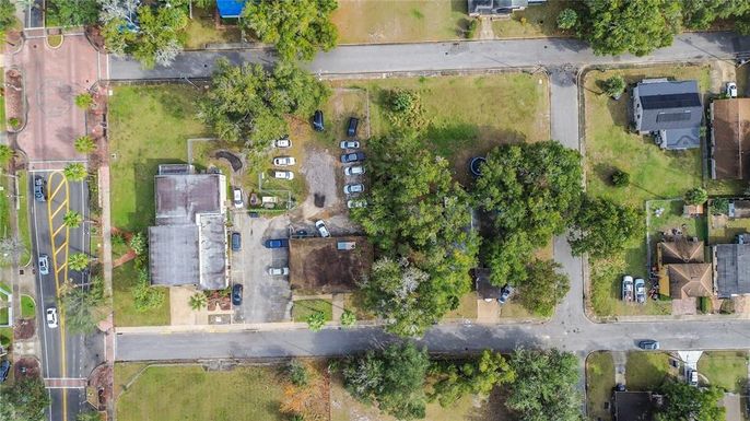 Exterior, Drone