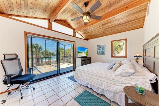 Bedroom, Interior, Wooden Beams, Wooden Ceilings