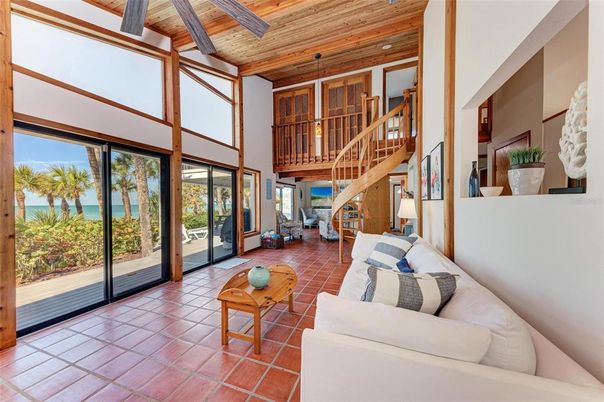 Interior, Living room, Pendant Lights, Water, Wooden Beams, Wooden Ceilings