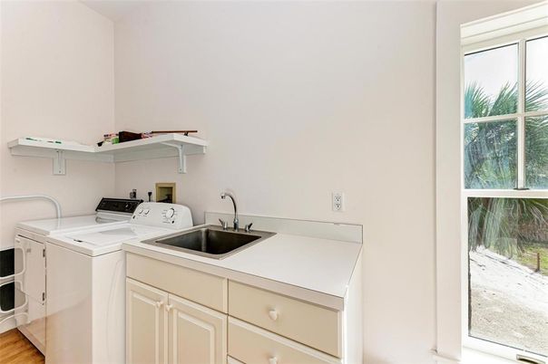 Interior, Washer