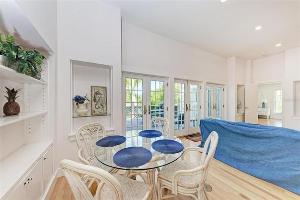 Dining room, Interior, Recessed Lighting, Wood Texture Flooring