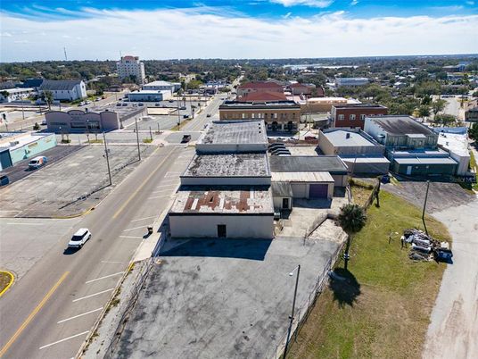 Exterior, Drone