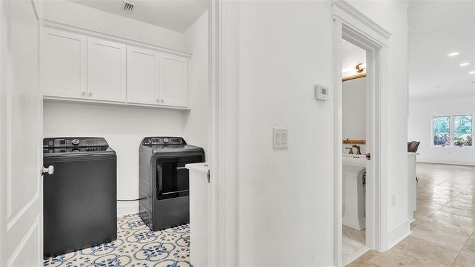 Interior, Recessed Lighting, Washer