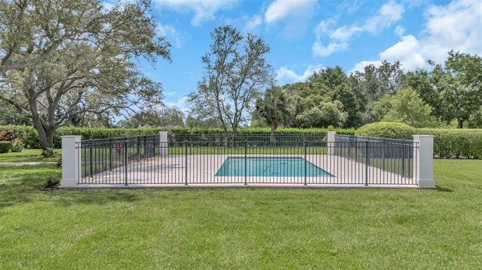Backyard, Exterior, Pool
