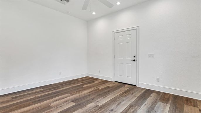 Empty room, Interior, Recessed Lighting, Wood Texture Flooring