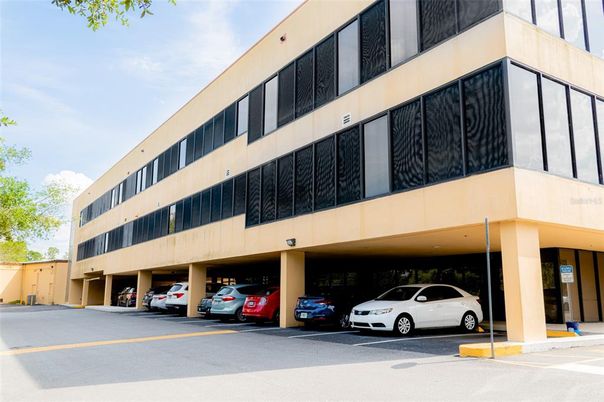 Exterior, Facade, Highrise