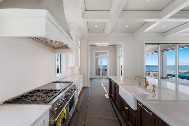 Interior, Kitchen, Recessed Lighting, Water