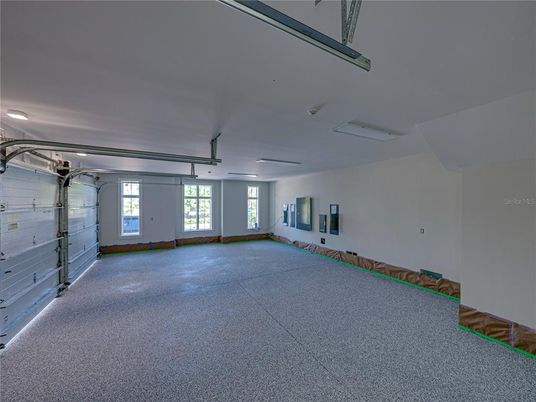 Garage, Interior