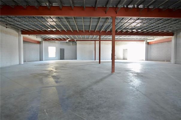 Garage, Interior