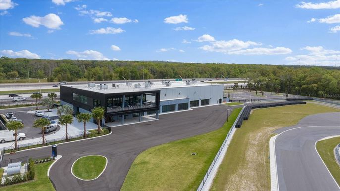 Exterior, Drone