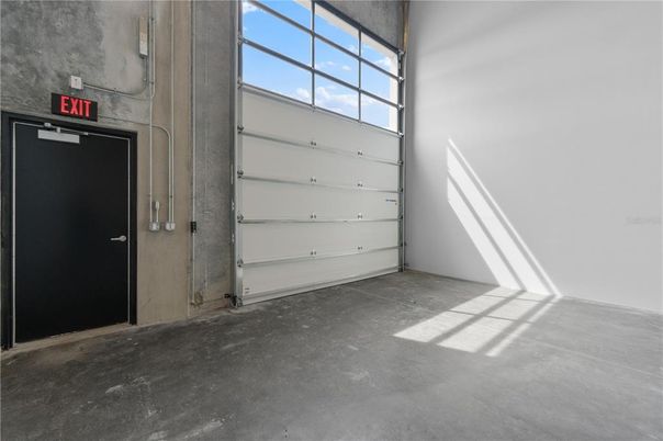 Garage, Interior