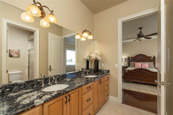 Bathroom, Bedroom, Dual Sink Vanities, Interior