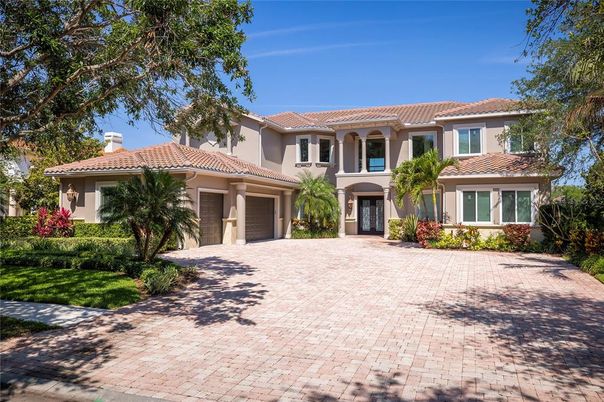 Attached, Exterior, Facade, Mediterranean