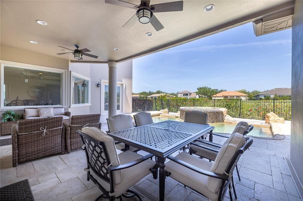 Exterior, Pool, Recessed Lighting