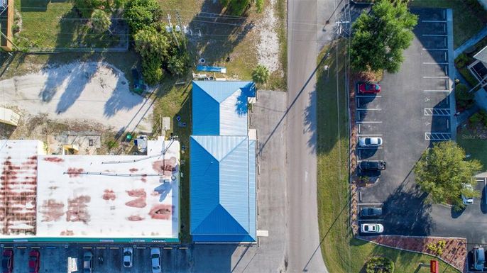 Exterior, Drone