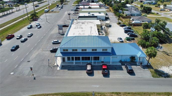 Exterior, Drone