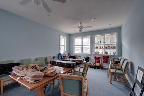 Dining room, Interior