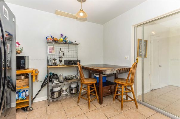 Dining room, Interior