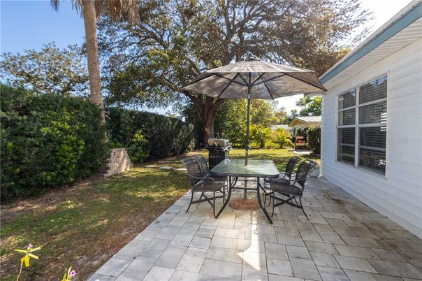 Backyard, Exterior