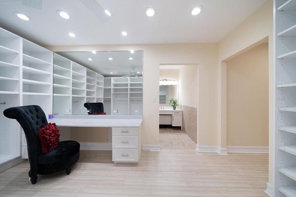 Interior, Recessed Lighting, Walk-in Closets, Wood Texture Flooring