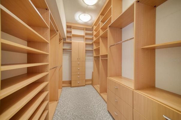 Interior, Walk-in Closets
