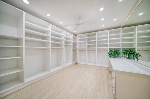 Interior, Recessed Lighting, Walk-in Closets, Wood Texture Flooring