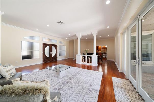 Dining room, Interior, Living room, Recessed Lighting, Wood Texture Flooring