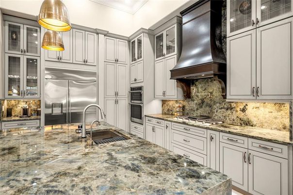 Interior, Kitchen, Pendant Lights, Stainless Steel Appliances
