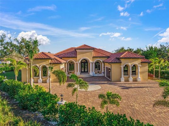 Backyard, Exterior, Facade, Mediterranean