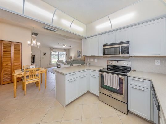 Dining room, Interior, Kitchen, Pendant Lights